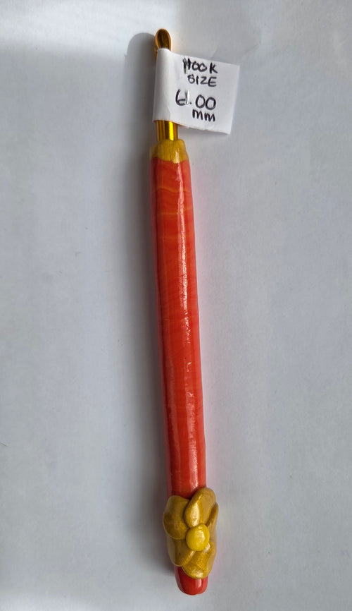 6.00mm Crochet Hook – Ergonomic Metal Hook with Handmade Polymer Clay Handle
